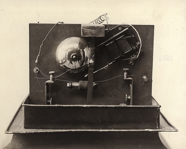 Фото первого радиоприемника попова